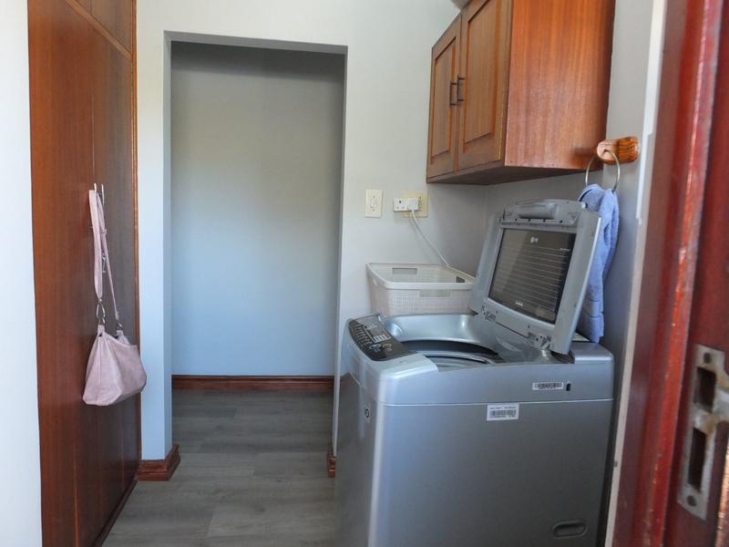 To Let 4 Bedroom Property for Rent in Dormehls Drift Western Cape